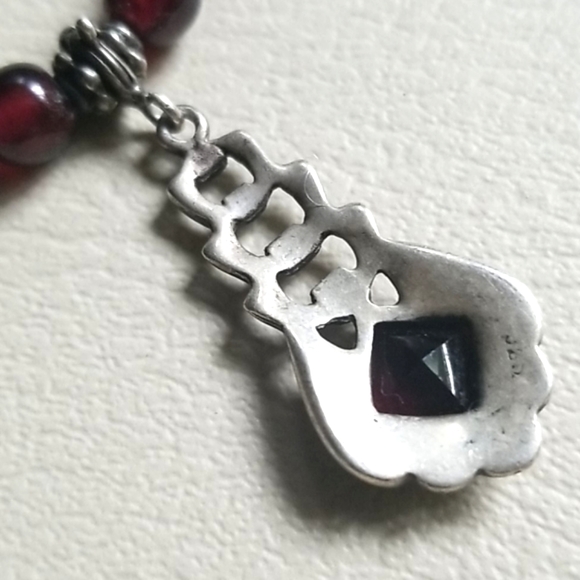 Vintage Art Deco 1920s Garnet and Marcasite Sterling Silver Beaded Necklace - Picture 13 of 16